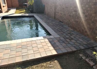 Eldoraigne Residential Swimming Pool Paving Using Cottage Pavers 4