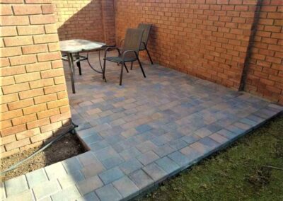 Eldoraigne Residential Swimming Pool Paving Using Cottage Pavers