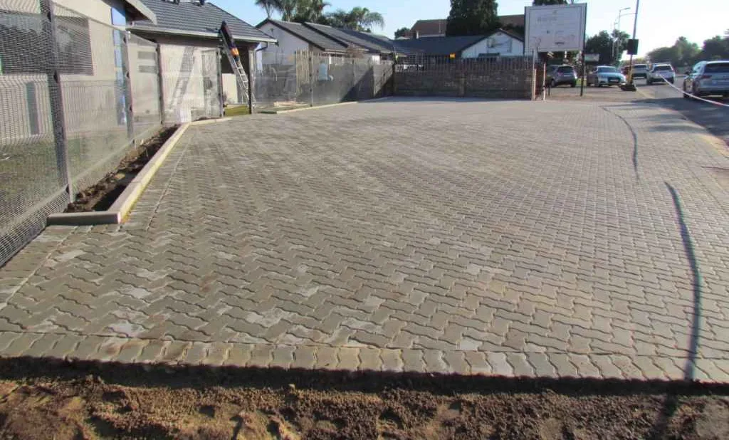 Commercial & Industrial Paving Pretoria | Pretoria Paving 3 Customer parking area paved with grey interlockers for Blackview in Wierda Park